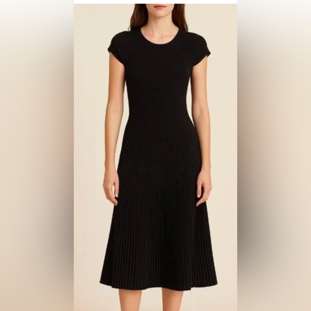 CHANEL Elegant jet Black Long Sleeve Dress wool nwt
